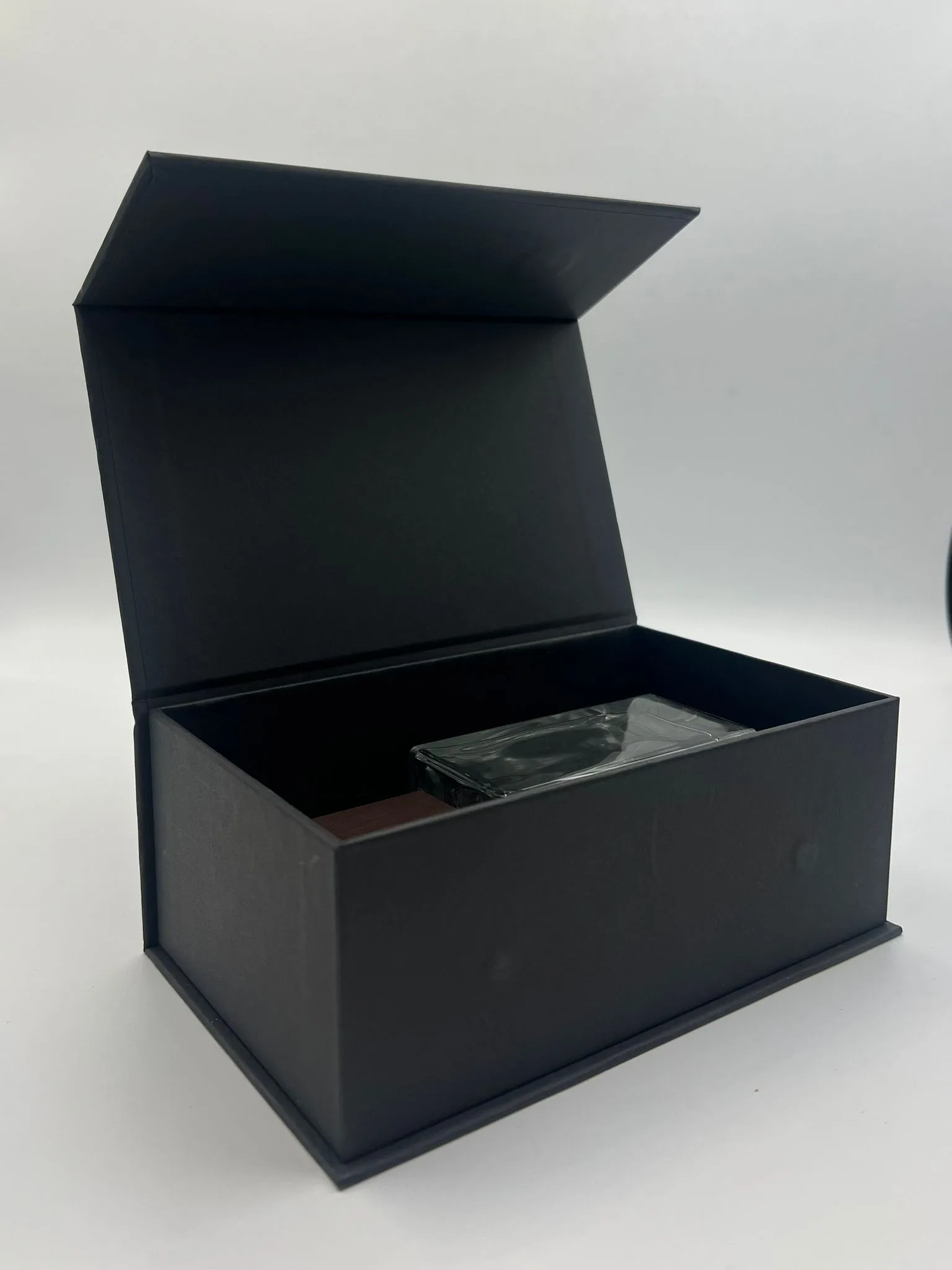 Estuche imantado premium - Imagen 5