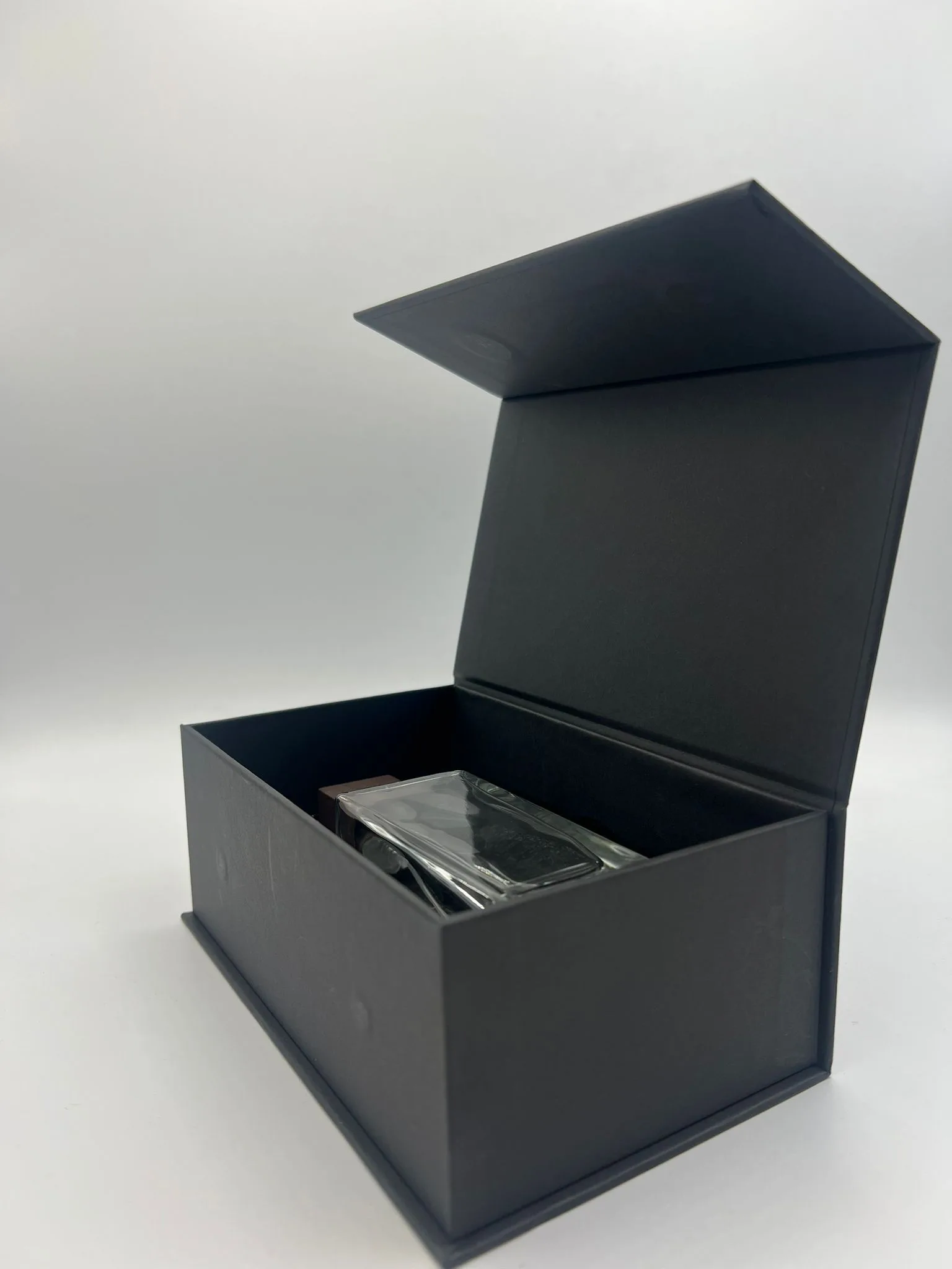 Estuche imantado premium - Imagen 8